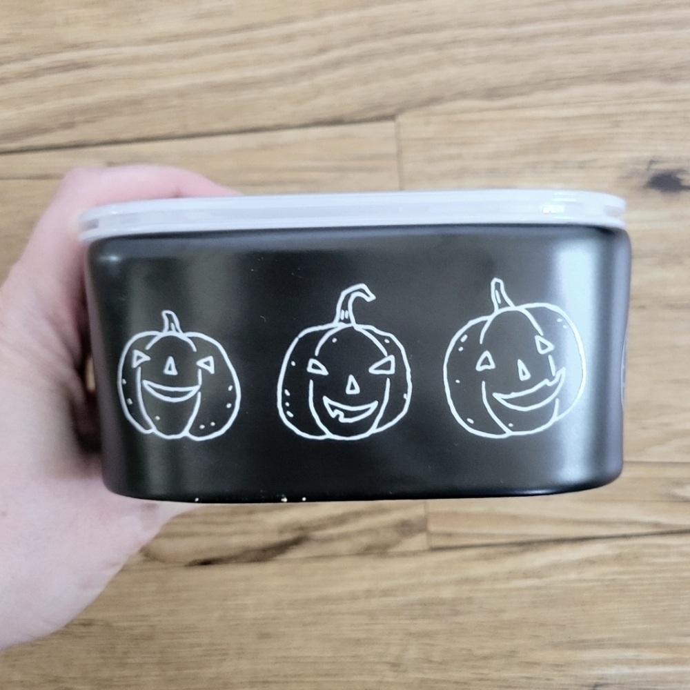 Halloween Decor Rae Dunn Pumpkin Boo Ceramic Bowl With Lid Tupperware 2022 - Picture 1 of 4